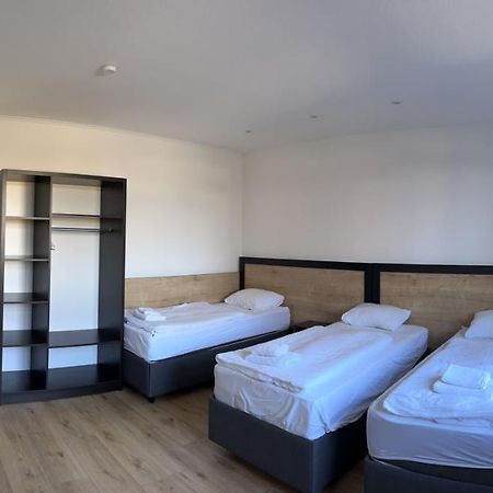 M & M Hotel 欧伊提恩 外观 照片